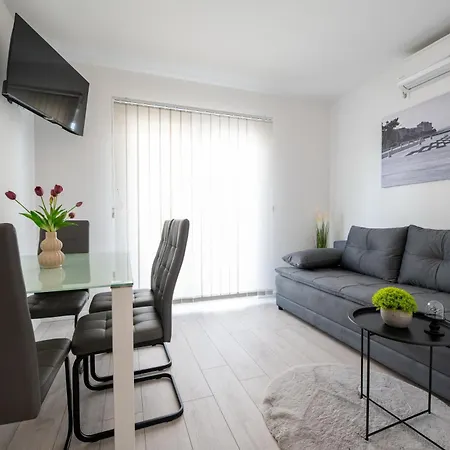 Kozina Apartment Zadar