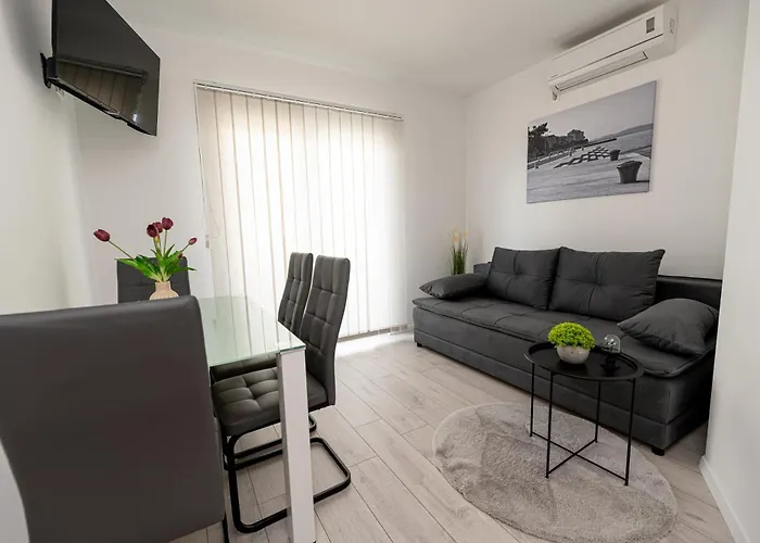 Kozina Apartment Zadar