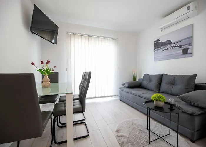 Kozina Apartment Zadar